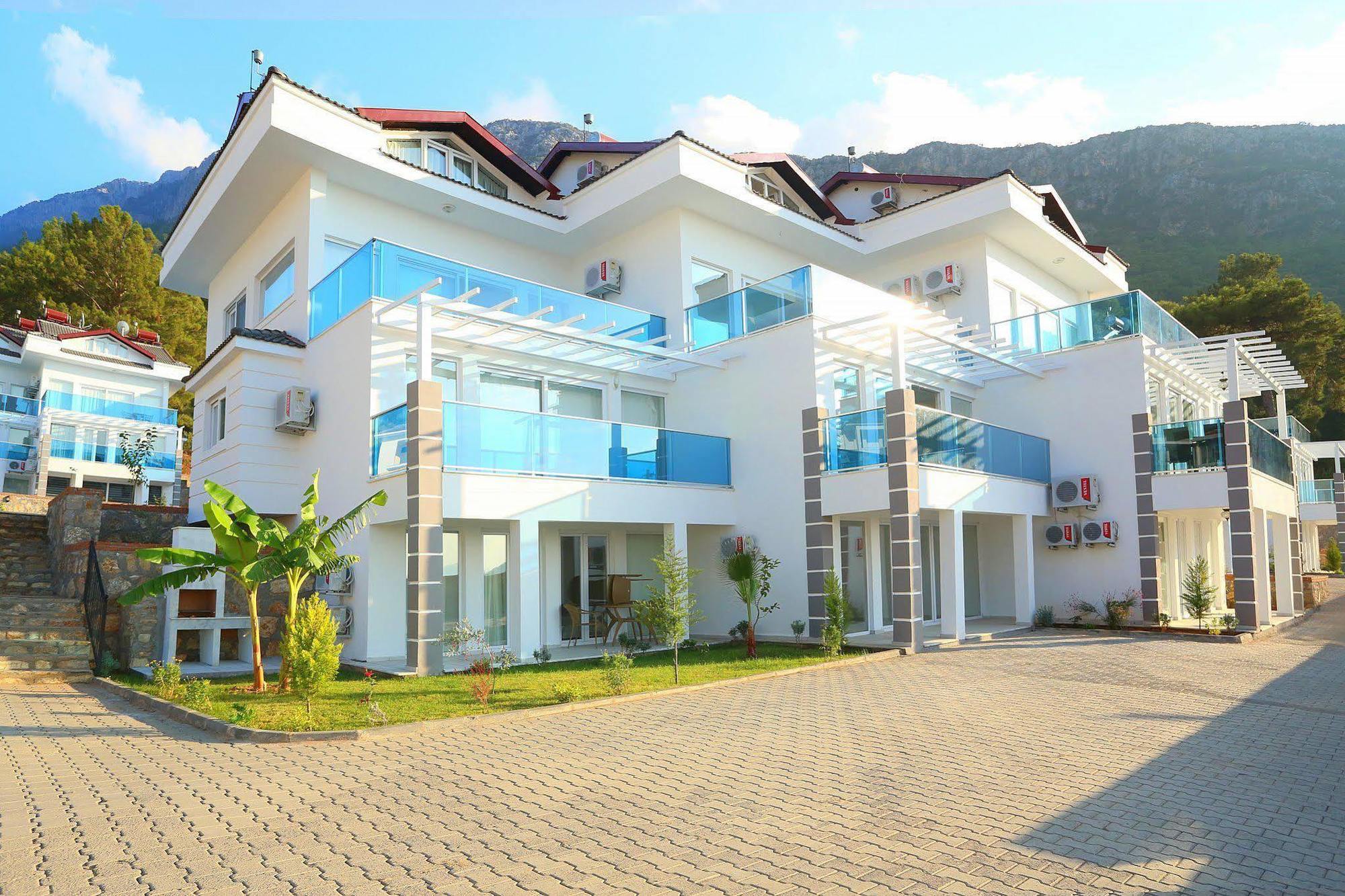 Orka Royal Hills Apartments Ovacık Exterior foto
